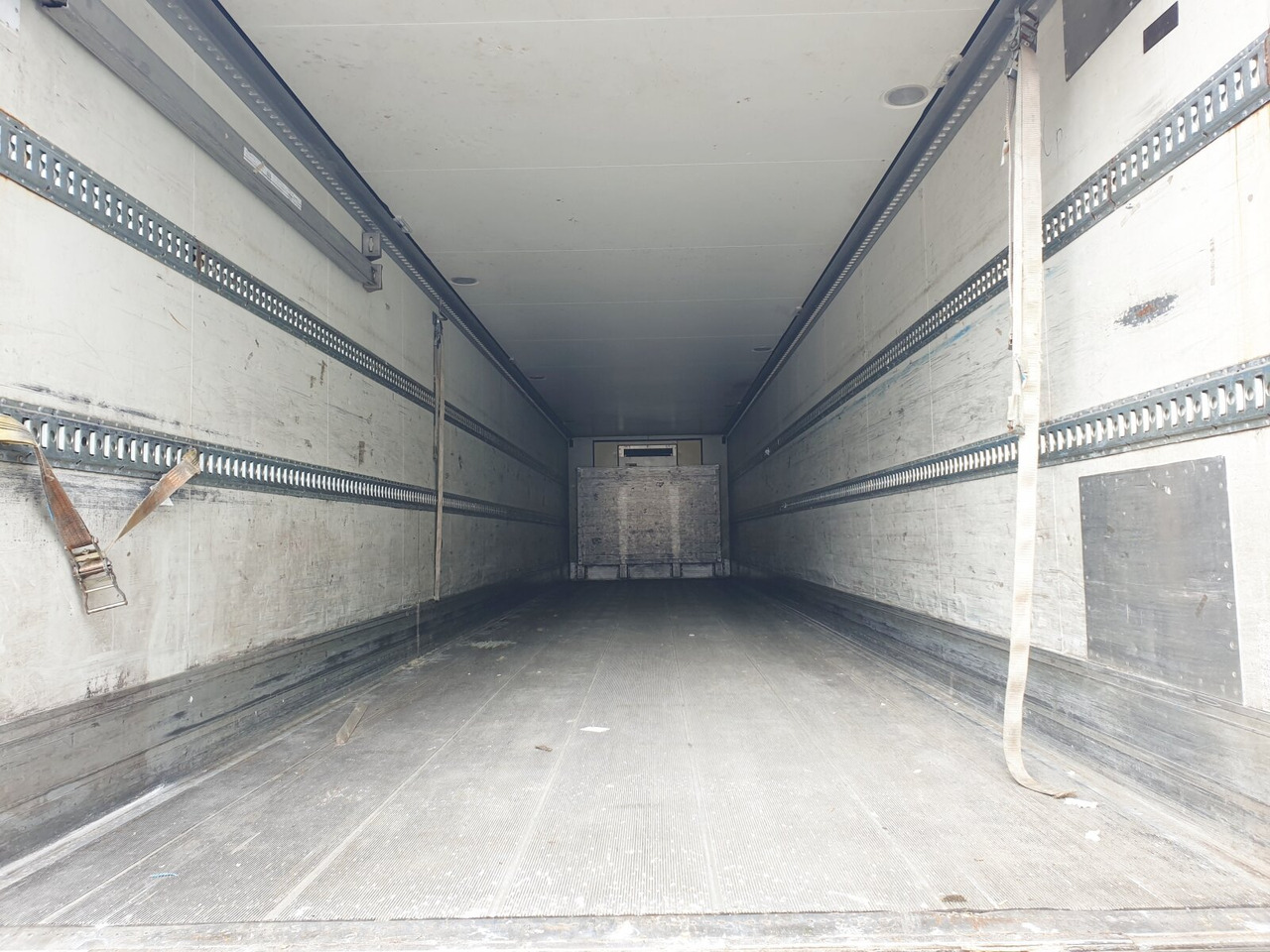 Полуприцеп-рефрижератор Schmitz Cargobull SKO 24 SKO 24, Carrier, LBW, Lift-/Lenkachse, 74 cbm: фото 14 Полуприцеп-рефрижератор Schmitz Cargobull SKO 24 SKO 24, Carrier, LBW, Lift-/Lenkachse, 74 cbm: фото 14