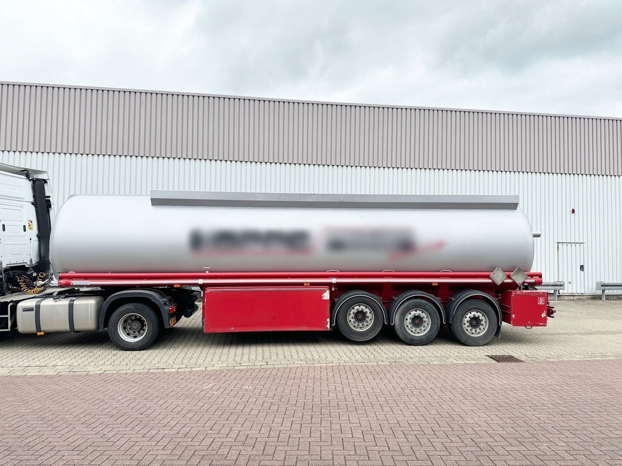 Полуприцеп-цистерна Schrader Z-STA 24-42.7/4 Tankauflieger Z-STA 24-42.7/4, 4 Kammern, ca. 42700l, 2x Liftachse, Oben-/Untenbefüllung: фото 8