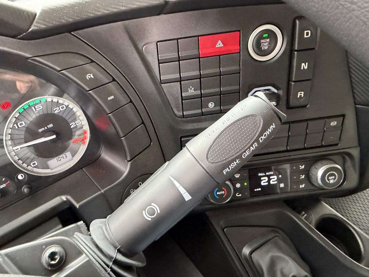 T-Way 360 6x6 T-Way 360 6x6 - Крюковой мультилифт: фото 4 T-Way 360 6x6 T-Way 360 6x6 - Крюковой мультилифт: фото 4