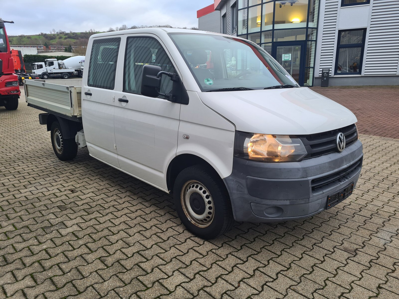 Малотоннажный бортовой грузовик, Грузопассажирский фургон T5 Doka 4x2 T5 Doka 4x2, 2.0 ltr. TDI Pritsche: фото 12 Малотоннажный бортовой грузовик, Грузопассажирский фургон T5 Doka 4x2 T5 Doka 4x2, 2.0 ltr. TDI Pritsche: фото 12