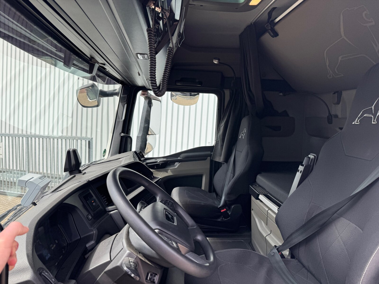 MAN TGX 18.470 4x2 BL TGX 18.470 4x2 BL, Retarder, Navi - Тягач: фото 2 MAN TGX 18.470 4x2 BL TGX 18.470 4x2 BL, Retarder, Navi - Тягач: фото 2