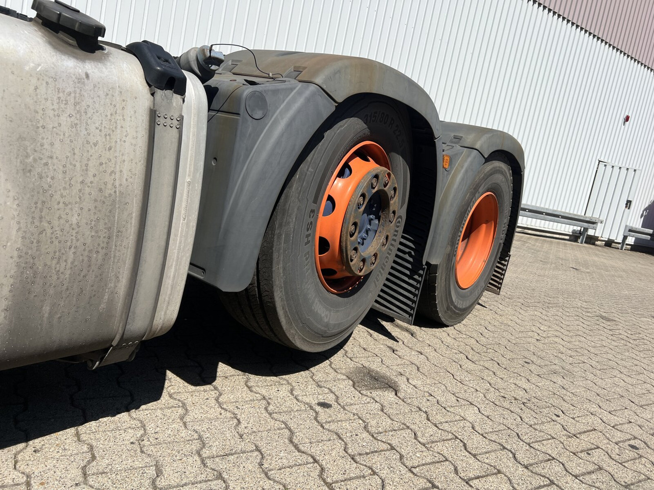 MAN TGX 26.500 6X2/4 BLS TGX 26.500 6X2/4 BLS, Intarder, Vorlauflenk-/lift, XXL-Fahrerhaus, 70t - Тягач: фото 5 MAN TGX 26.500 6X2/4 BLS TGX 26.500 6X2/4 BLS, Intarder, Vorlauflenk-/lift, XXL-Fahrerhaus, 70t - Тягач: фото 5