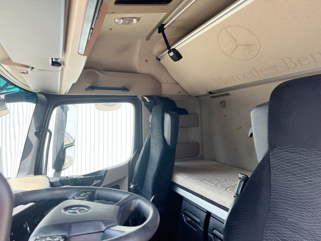 Тягач Mercedes-Benz Actros 1842 LS 4x2 Actros 1842 LS 4x2, 7x VORHANDEN: фото 7
