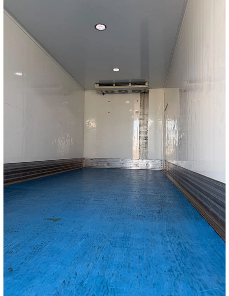 Iveco Eurocargo 120 220 + COOLING MACHINE + TIEFKUHL + NL TRUCK + AIRCO + 291.997 KM - Рефрижератор: фото 4 Iveco Eurocargo 120 220 + COOLING MACHINE + TIEFKUHL + NL TRUCK + AIRCO + 291.997 KM - Рефрижератор: фото 4