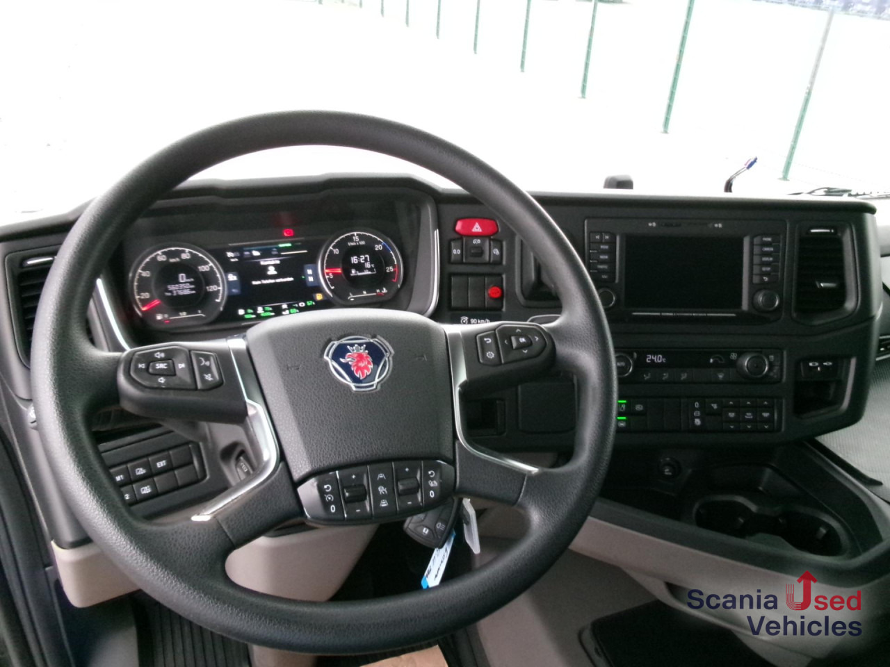 SCANIA R 450 A4x2NA - Тягач: фото 3 SCANIA R 450 A4x2NA - Тягач: фото 3