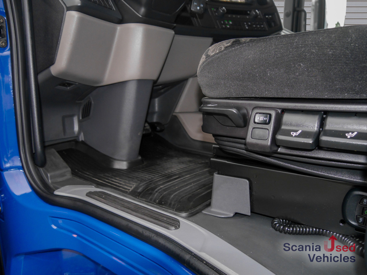 SCANIA R 460 A4x2NA - SUPER - - Тягач: фото 3 SCANIA R 460 A4x2NA - SUPER - - Тягач: фото 3