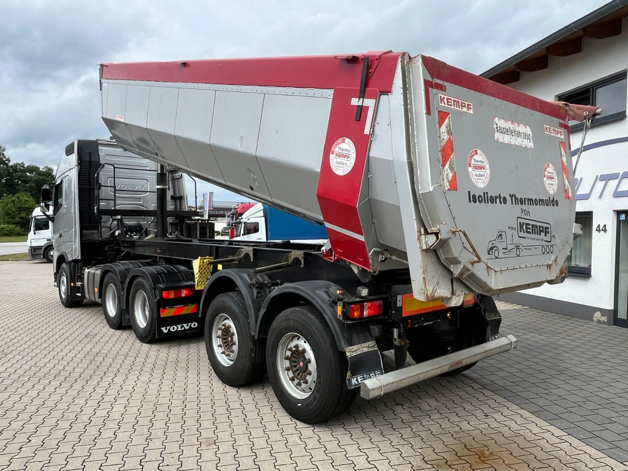 Volvo FH 540 6x4 mit Kempf Thermokippmulde - Тягач: фото 2 Volvo FH 540 6x4 mit Kempf Thermokippmulde - Тягач: фото 2