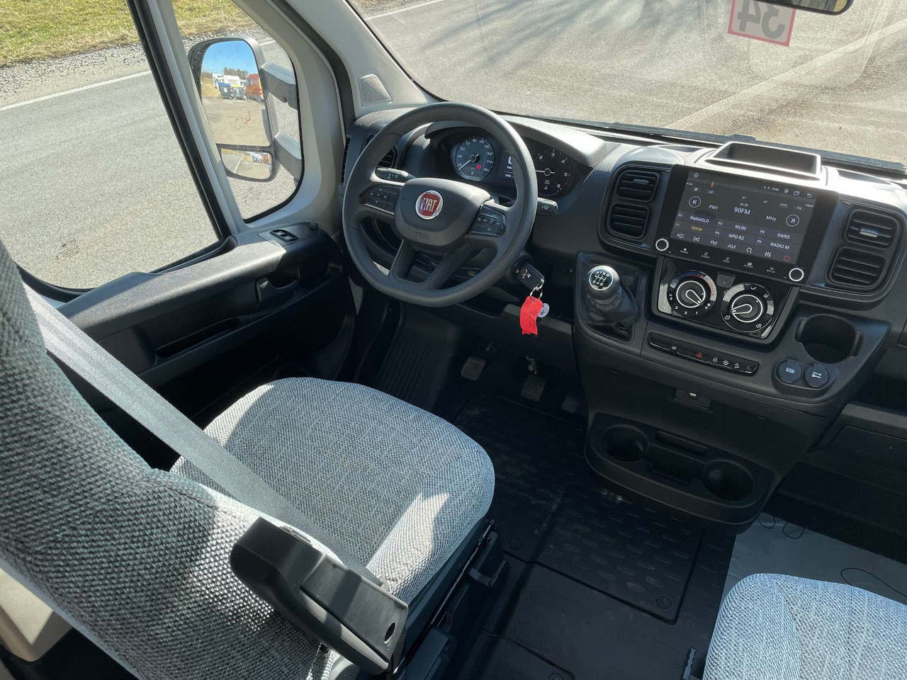 Полуинтегрированный автодом Dethleffs Just T 7052 EB mit Hubbett,Fiat,Markise,RFK,Navi: фото 9