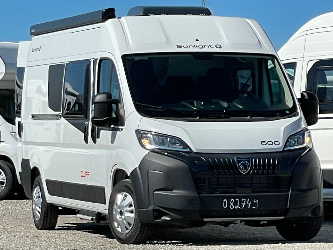 Sunlight Camper Van Cliff 600 Entry - Кастенваген: фото 1 Sunlight Camper Van Cliff 600 Entry - Кастенваген: фото 1