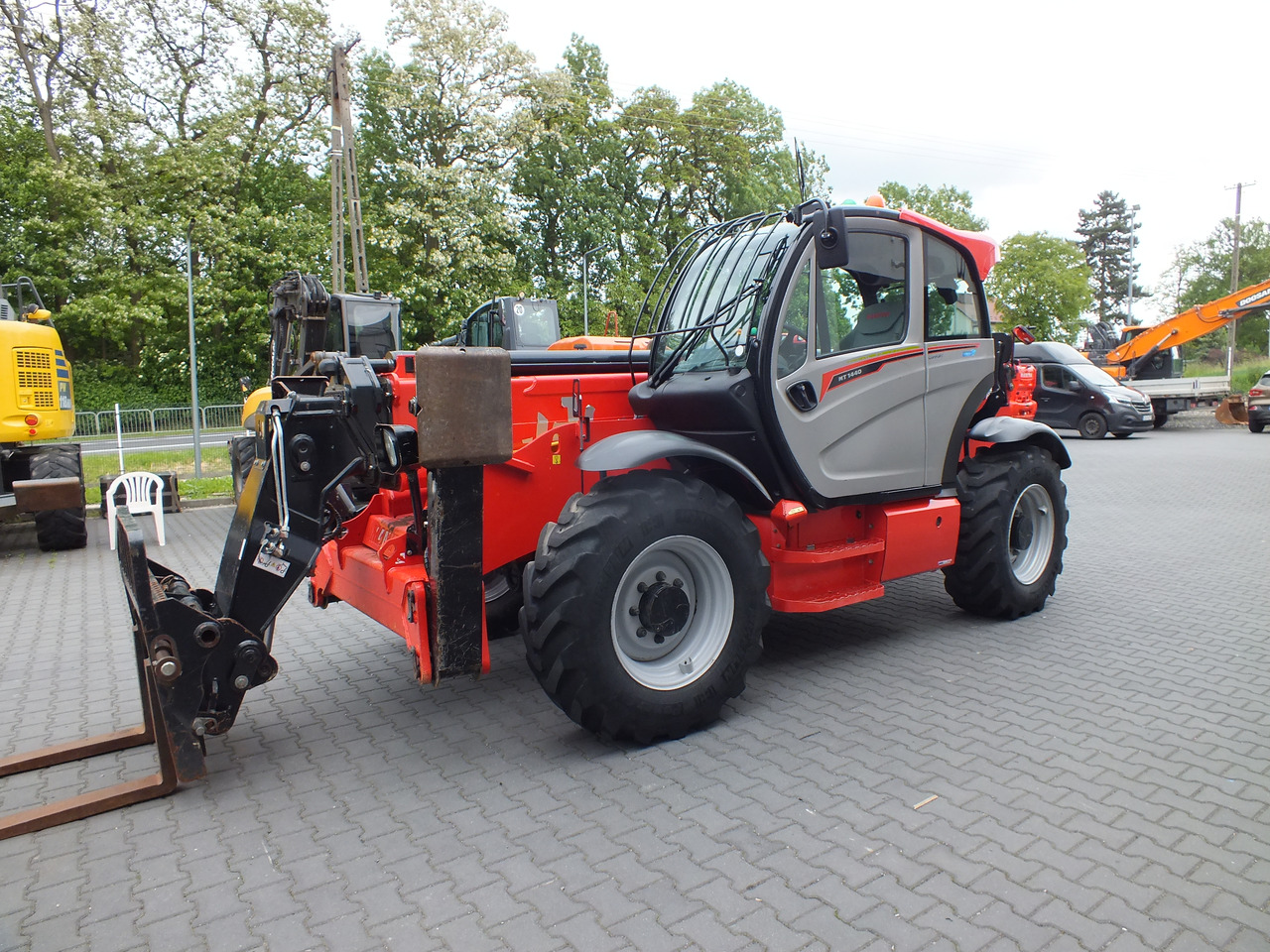 MANITOU MT 1440 - Телескопический фронтальный погрузчик для Экскаваторов: фото 3 MANITOU MT 1440 - Телескопический фронтальный погрузчик для Экскаваторов: фото 3