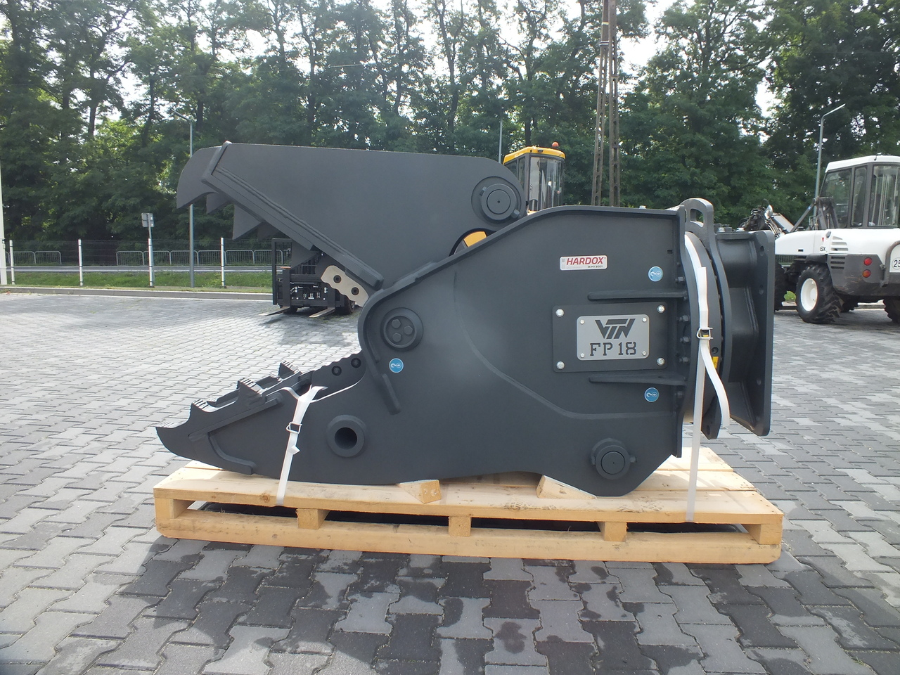 VTN FP 18 Hydraulic Rotating Pulveriser Crusher 1990 KG - Гидроножницы для Экскаваторов: фото 2 VTN FP 18 Hydraulic Rotating Pulveriser Crusher 1990 KG - Гидроножницы для Экскаваторов: фото 2
