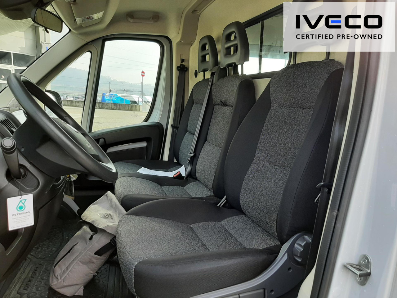 FIAT e-Ducato L2H2 teilverglast (47-kWh) - Цельнометаллический фургон, Электрический фургон: фото 3 FIAT e-Ducato L2H2 teilverglast (47-kWh) - Цельнометаллический фургон, Электрический фургон: фото 3