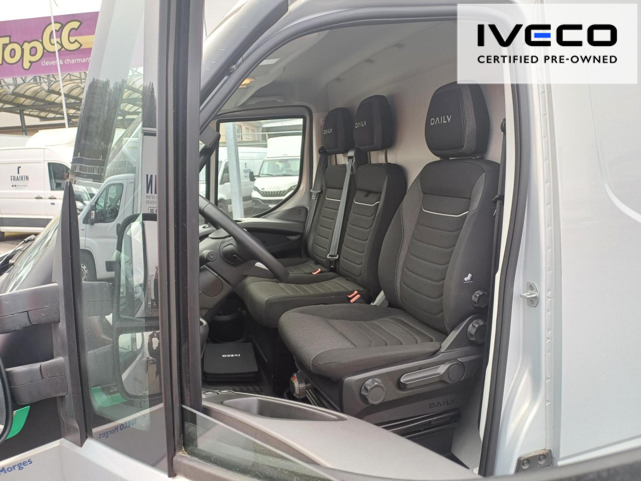 IVECO Daily 35S14NA8V/P CNG Euro6 Klima AHK Navi ZV - Цельнометаллический фургон: фото 5 IVECO Daily 35S14NA8V/P CNG Euro6 Klima AHK Navi ZV - Цельнометаллический фургон: фото 5