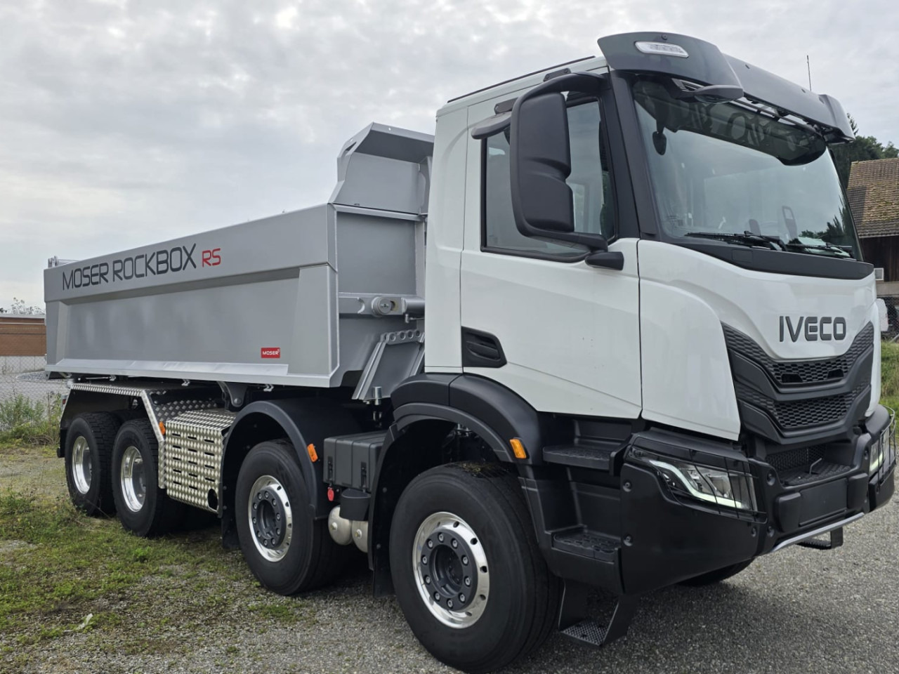 IVECO IVECO AD360X50Z HR OFF (XWay) Moser 2seiten Kipper - Самосвал: фото 2 IVECO IVECO AD360X50Z HR OFF (XWay) Moser 2seiten Kipper - Самосвал: фото 2