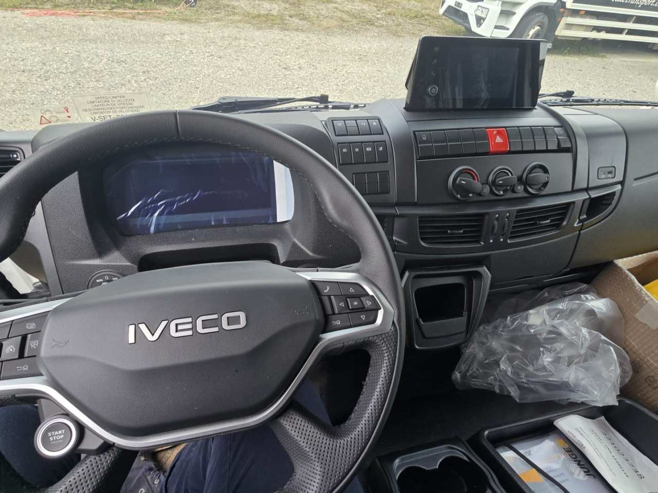 IVECO ML140E28/FP EuroCargo mit Pritsche Blache und LBW - Тентованный грузовик: фото 4 IVECO ML140E28/FP EuroCargo mit Pritsche Blache und LBW - Тентованный грузовик: фото 4