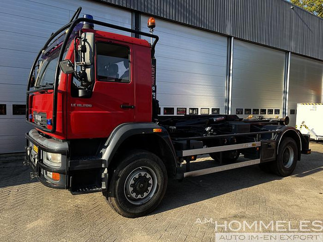 MAN LE 18.280 multilift - Крюковой мультилифт: фото 2 MAN LE 18.280 multilift - Крюковой мультилифт: фото 2