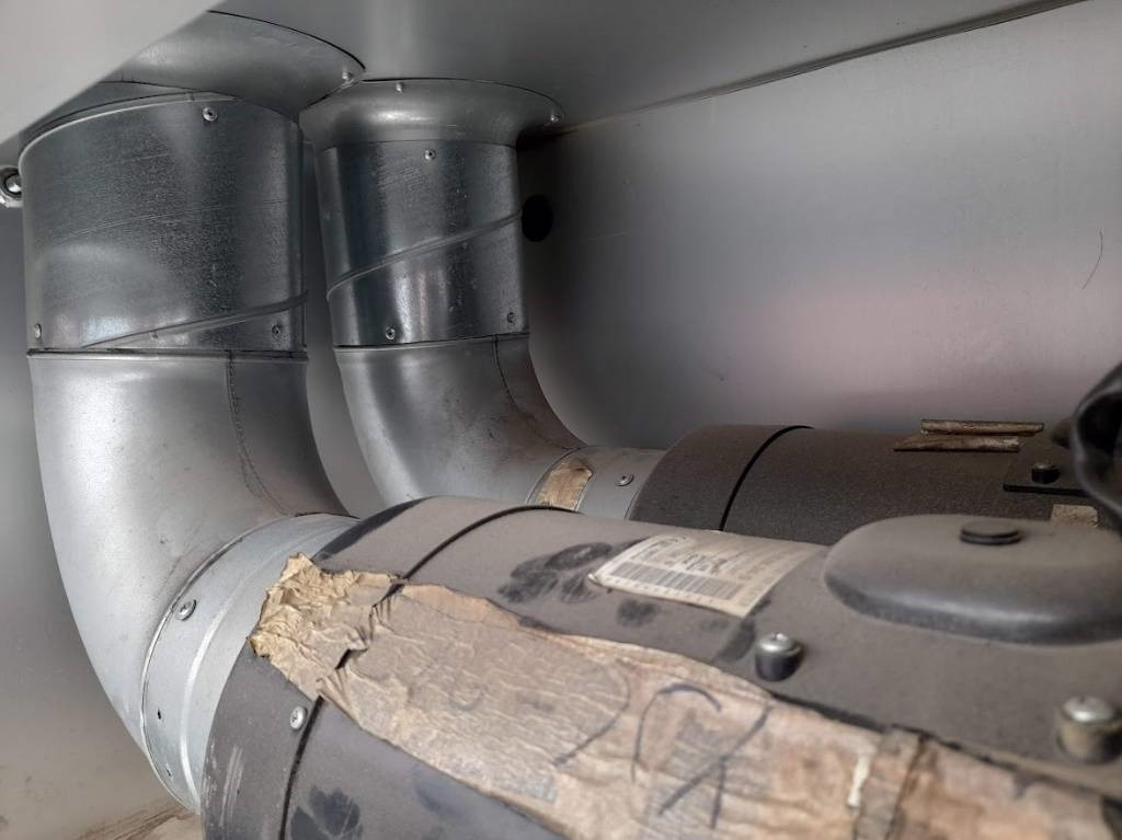 Грузовик с закрытым кузовом Iveco Eurocargo 120-250 Umpikori SSC-Heat System: фото 9