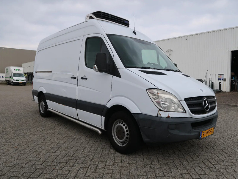 Mercedes-Benz Sprinter 311 CDI, L2H2, Manual, Carrier, TUV, NL Van, Top! - Фургон-рефрижератор: фото 2 Mercedes-Benz Sprinter 311 CDI, L2H2, Manual, Carrier, TUV, NL Van, Top! - Фургон-рефрижератор: фото 2