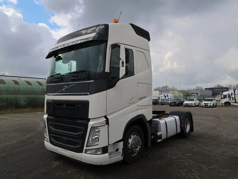 Volvo FH 500 4x2 ADR, HB chas. 2 tanks, Globetrotter, TOP! - Тягач: фото 1 Volvo FH 500 4x2 ADR, HB chas. 2 tanks, Globetrotter, TOP! - Тягач: фото 1