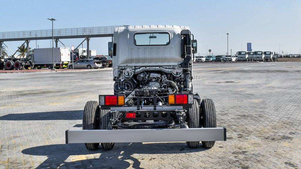 ISUZU NPR 75 LONG CHASSIS PAYLOAD 4.7 TON APPROX 4×2 W/ AC MY24 - Грузовик-шасси: фото 3 ISUZU NPR 75 LONG CHASSIS PAYLOAD 4.7 TON APPROX 4×2 W/ AC MY24 - Грузовик-шасси: фото 3