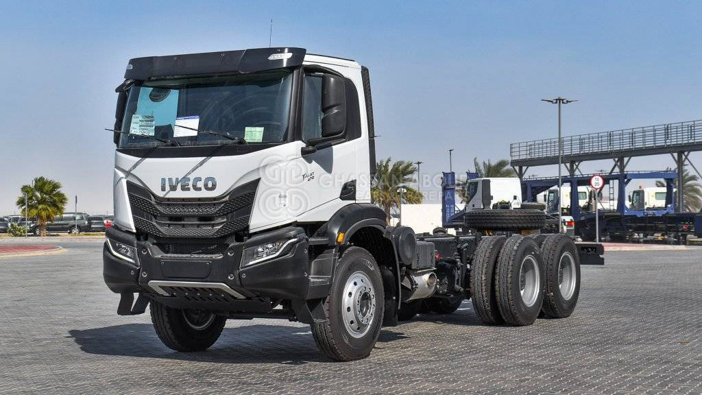 IVECO T-WAY Chassis 6×4 AD380T47H WHEELBASE 4500 MY25 - Грузовик-шасси: фото 1 IVECO T-WAY Chassis 6×4 AD380T47H WHEELBASE 4500 MY25 - Грузовик-шасси: фото 1