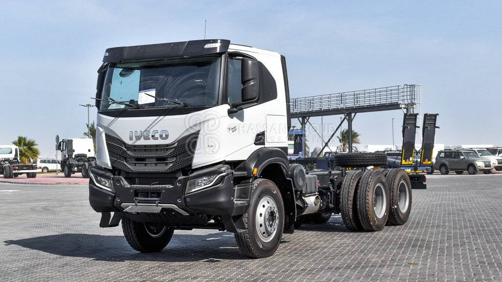 IVECO T-WAY Chassis 6×4 AT380T47H WHEELBASE 4500 MY25 - Грузовик-шасси: фото 1 IVECO T-WAY Chassis 6×4 AT380T47H WHEELBASE 4500 MY25 - Грузовик-шасси: фото 1