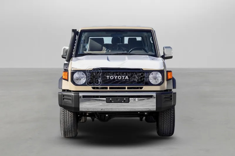 Toyota Land Cruiser HardTop LC76 4X4 - Легковой автомобиль: фото 2 Toyota Land Cruiser HardTop LC76 4X4 - Легковой автомобиль: фото 2