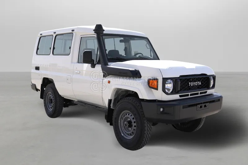 Toyota Land Cruiser HardTop LC78 4X4 - Легковой автомобиль: фото 1 Toyota Land Cruiser HardTop LC78 4X4 - Легковой автомобиль: фото 1