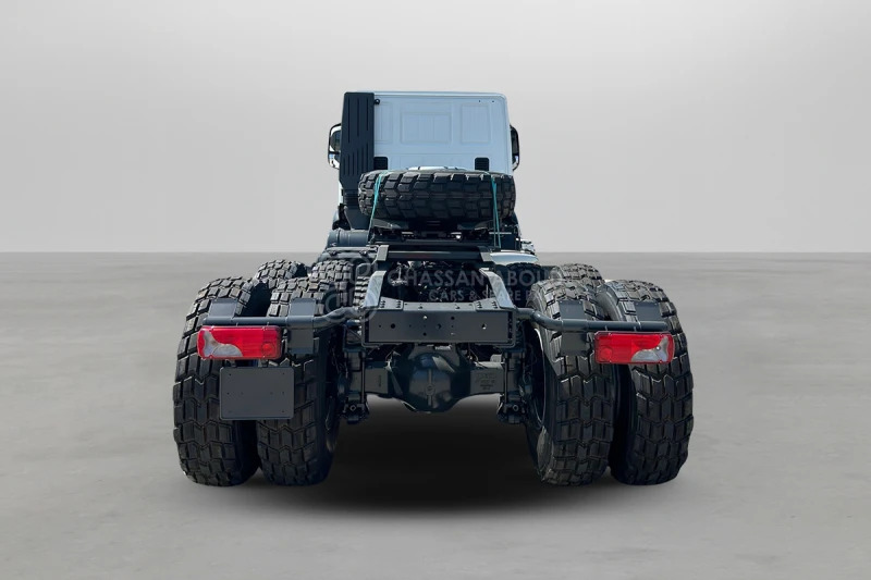 Iveco T-WAY AT720T47WTH 6x6 R20 Tyres Tractor Head - Barcelona Stock - Тягач: фото 3 Iveco T-WAY AT720T47WTH 6x6 R20 Tyres Tractor Head - Barcelona Stock - Тягач: фото 3