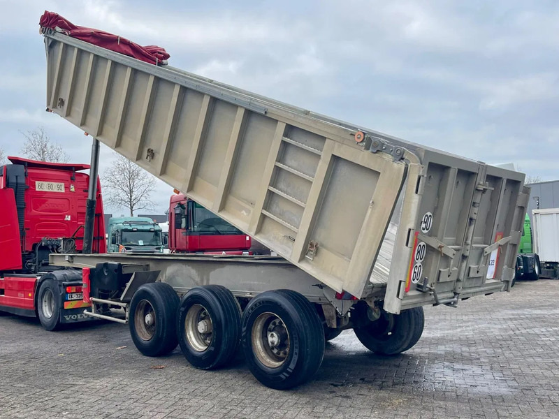 Benalu Full spring. 27,5 m3 - Самосвальный полуприцеп: фото 4 Benalu Full spring. 27,5 m3 - Самосвальный полуприцеп: фото 4