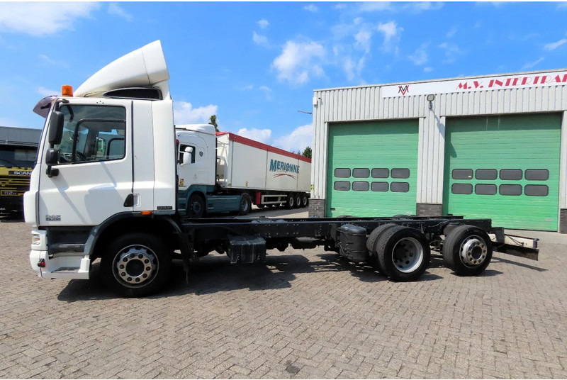 DAF CF 75.310 6x2, DUTCH TRUCK, 4.20 wheelbasis - Грузовик-шасси: фото 4 DAF CF 75.310 6x2, DUTCH TRUCK, 4.20 wheelbasis - Грузовик-шасси: фото 4