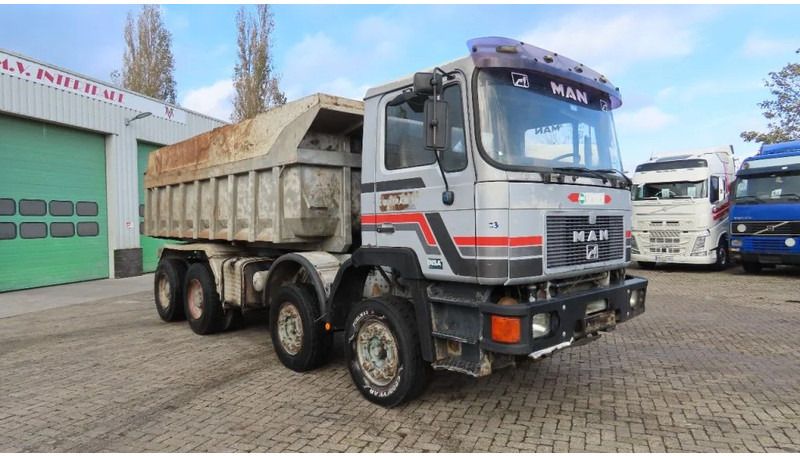 MAN 35.362 8x4 Euro 2, ZF manual gearbox, VERY clean - Самосвал: фото 4 MAN 35.362 8x4 Euro 2, ZF manual gearbox, VERY clean - Самосвал: фото 4