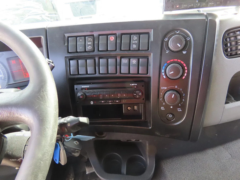 Рефрижератор Renault D 330 19T Great condition! !! Telma/Retarder, Thermoking, FRC 05/2026, Sleeper: фото 13