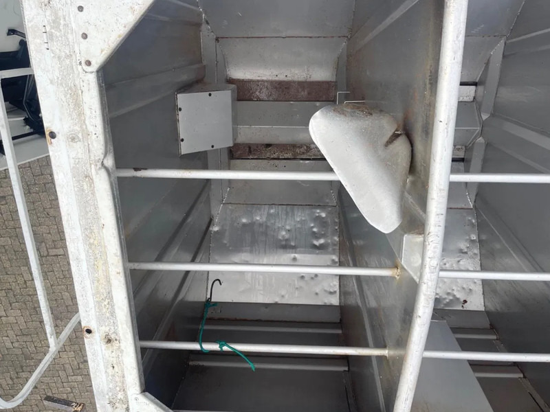 Полуприцеп-цистерна TURBO'S HOET TSCI 7 COMP. SAF AXLES, AIR SUSPENSION: фото 16 Полуприцеп-цистерна TURBO'S HOET TSCI 7 COMP. SAF AXLES, AIR SUSPENSION: фото 16