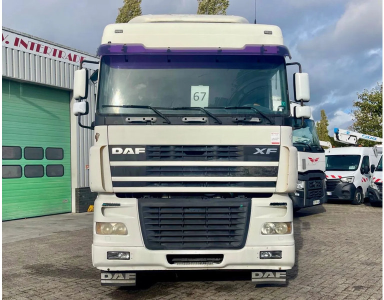 DAF 95.480 VERY CLEAN! EURO 4, PTO, HYDRAULIC, 2X FUEL TANK - Тягач: фото 2 DAF 95.480 VERY CLEAN! EURO 4, PTO, HYDRAULIC, 2X FUEL TANK - Тягач: фото 2
