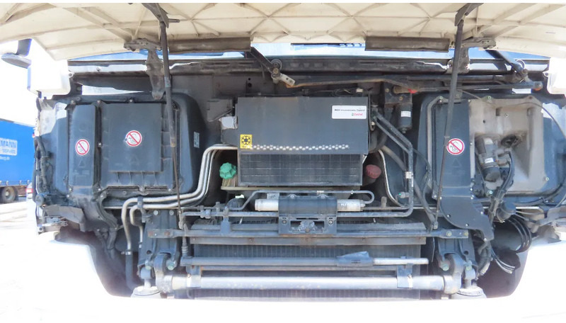 Тягач MAN TGX.18.400 euro5 EEV, RETARDER, 2X FUEL TANK, FRIGO: фото 10