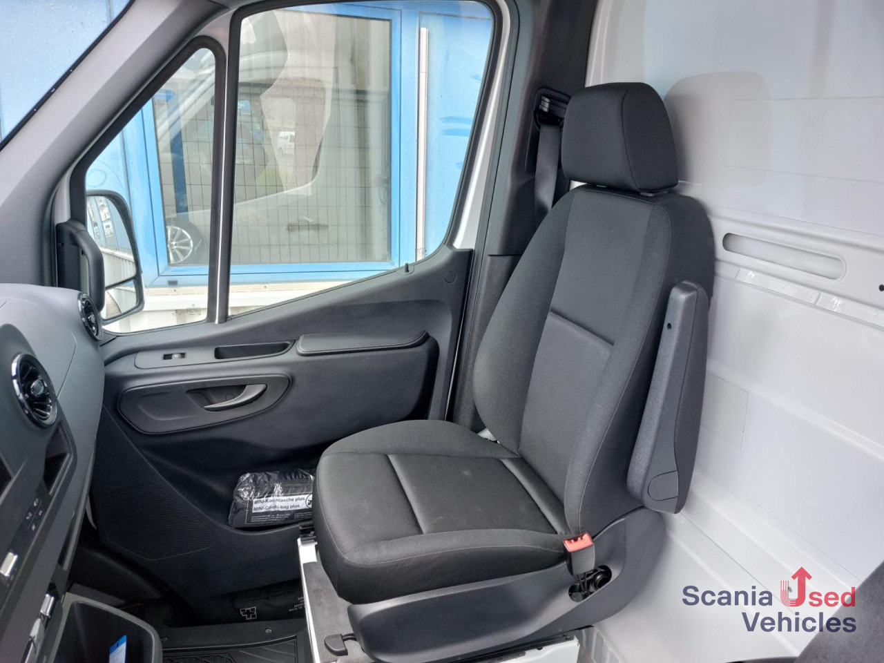 MERCEDES-BENZ Sprinter 316 CDI KOFFER Ladebordwand - Фургон с закрытым кузовом: фото 2 MERCEDES-BENZ Sprinter 316 CDI KOFFER Ladebordwand - Фургон с закрытым кузовом: фото 2