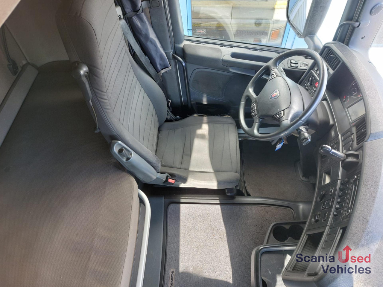 SCANIA R 450 LA4x2MEB Topline Low Deck - Тягач: фото 2 SCANIA R 450 LA4x2MEB Topline Low Deck - Тягач: фото 2
