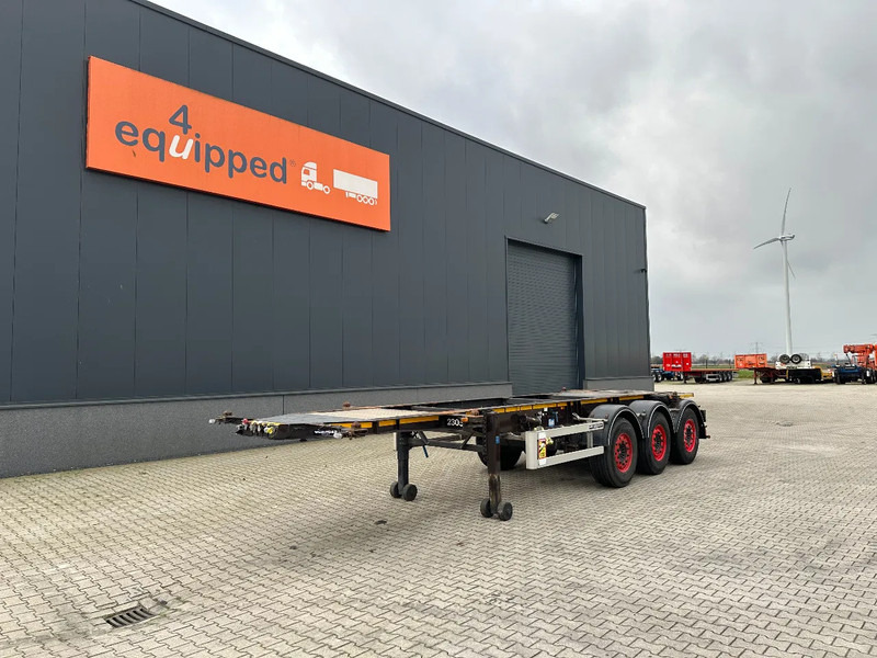 Burg 20FT ADR (EX/II, EX/III, FL, AT) Chassis, Leergewicht : 3.690kg, SAF INTRADISC, 2x Liftachse, NL-Chassis - Полуприцеп-контейнеровоз/ Сменный кузов: фото 1 Burg 20FT ADR (EX/II, EX/III, FL, AT) Chassis, Leergewicht : 3.690kg, SAF INTRADISC, 2x Liftachse, NL-Chassis - Полуприцеп-контейнеровоз/ Сменный кузов: фото 1