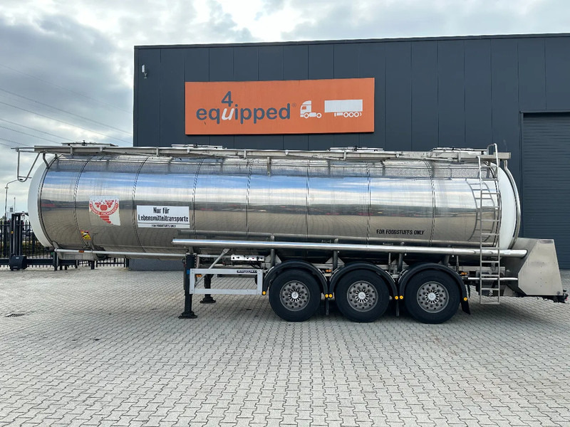 Feldbinder LEVENSMIDDELEN / FOOD / LEBENSMITTEL / 33.500L / 3-COMP / POMP / NL-trailer / APK: 10-2026, 10x beschikbaar - Полуприцеп-цистерна: фото 2 Feldbinder LEVENSMIDDELEN / FOOD / LEBENSMITTEL / 33.500L / 3-COMP / POMP / NL-trailer / APK: 10-2026, 10x beschikbaar - Полуприцеп-цистерна: фото 2