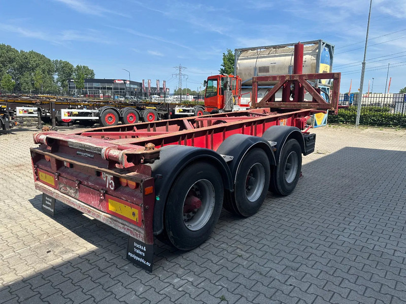 Van Hool 3 AXLE 20FT TIPPING-CHASSIS, BPW + disc, liftaxle, steering axle, BROKEN HYVA-CYLINDER - Полуприцеп-контейнеровоз/ Сменный кузов: фото 4 Van Hool 3 AXLE 20FT TIPPING-CHASSIS, BPW + disc, liftaxle, steering axle, BROKEN HYVA-CYLINDER - Полуприцеп-контейнеровоз/ Сменный кузов: фото 4