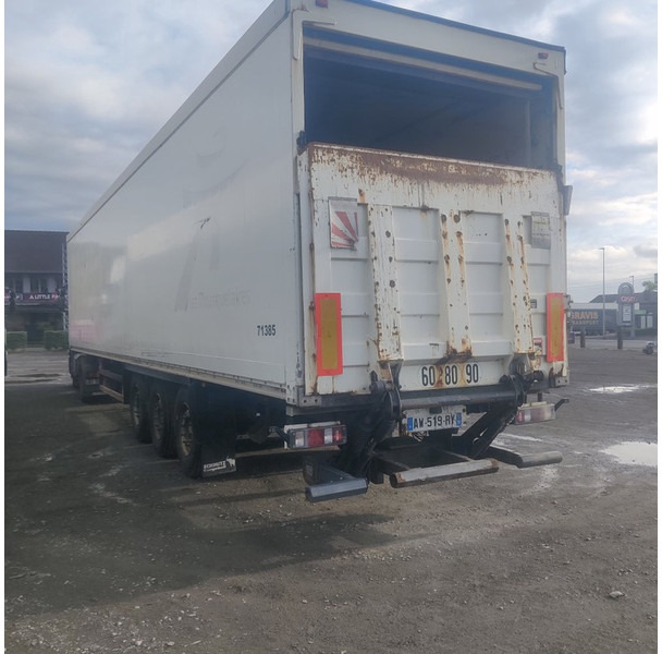 Schmitz Cargobull SKI 24 - Полуприцеп-фургон: фото 3 Schmitz Cargobull SKI 24 - Полуприцеп-фургон: фото 3