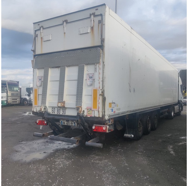 Schmitz Cargobull SKI 24 - Полуприцеп-фургон: фото 1 Schmitz Cargobull SKI 24 - Полуприцеп-фургон: фото 1