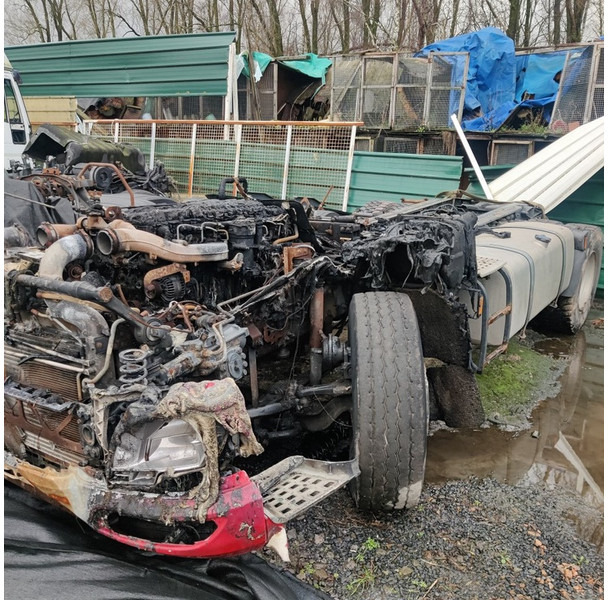 DAF CF-440-MOTOR-PIECES - Тягач: фото 1 DAF CF-440-MOTOR-PIECES - Тягач: фото 1