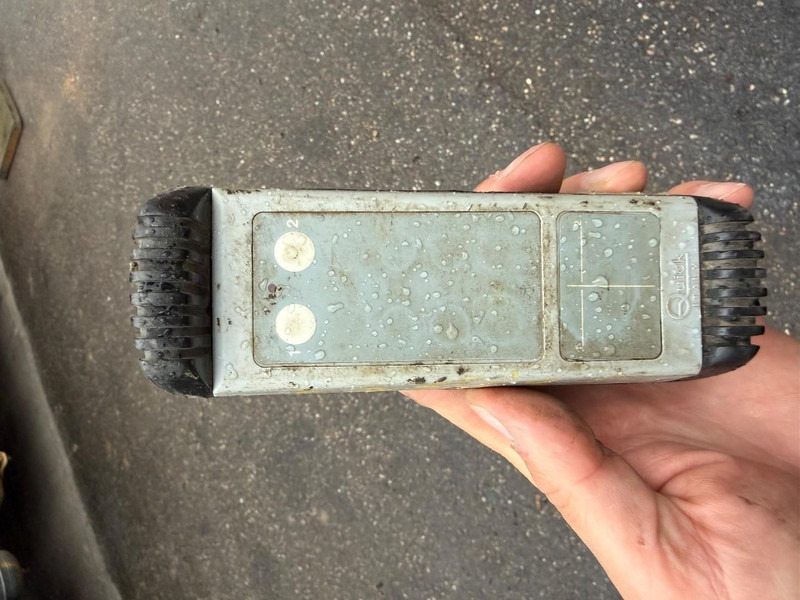 Эвакуатор DAF CF 75.310 6X2 OPRIJWAGEN + KRAAN PM 27 S-4 + RADIO + WINCH - VOLLE RAMP - LIFT + STUUR-AS - MANUEEL - FR: фото 20 Эвакуатор DAF CF 75.310 6X2 OPRIJWAGEN + KRAAN PM 27 S-4 + RADIO + WINCH - VOLLE RAMP - LIFT + STUUR-AS - MANUEEL - FR: фото 20