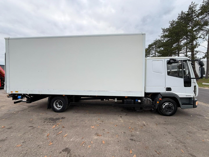 Iveco EUROCARGO 80E18 CLOSED BOX 6m00 x 2m49 x 2m37 - EURO 5 - *176.000km* - TAILLIFT - MANUAL - BE TRUCK - Грузовик с закрытым кузовом: фото 4 Iveco EUROCARGO 80E18 CLOSED BOX 6m00 x 2m49 x 2m37 - EURO 5 - *176.000km* - TAILLIFT - MANUAL - BE TRUCK - Грузовик с закрытым кузовом: фото 4