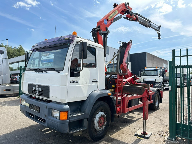 MAN 18.284 HOOKLIFT + CRANE PALFINGER PK 11001 A - TÜV 05/2026 - STEEL SPRING / BLATT / LAMES - BE TRUCK - Крюковой мультилифт, Автоманипулятор: фото 3 MAN 18.284 HOOKLIFT + CRANE PALFINGER PK 11001 A - TÜV 05/2026 - STEEL SPRING / BLATT / LAMES - BE TRUCK - Крюковой мультилифт, Автоманипулятор: фото 3