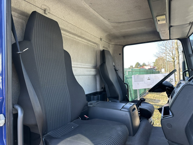 Фото интерьера 2: Рефрижератор MAN TGM 18.290 19T - FRIGO THERMOKING SPECTRUM BI-TEMP. - MANUAL ZF - EURO 5 - TÜV 06/2025 - BE TRUCK