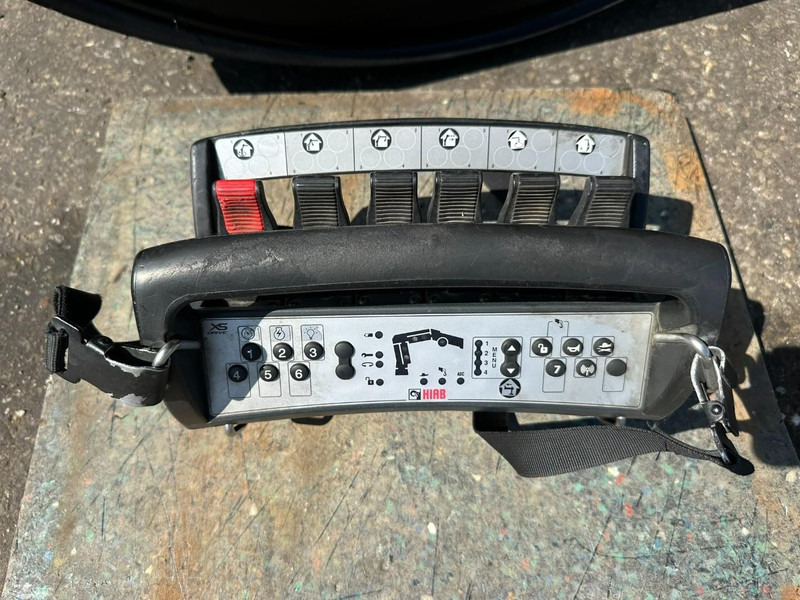 Автоманипулятор Scania P410 8x4 TRIDEM + CRANE HIAB 244 EP-4 HIDUO - RETARDER - LIFT + STEERING AXLE - *327.000km* - RADIO: фото 9