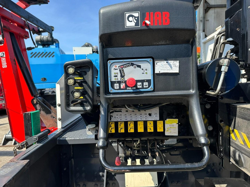 Автоманипулятор Scania P410 8x4 TRIDEM + CRANE HIAB 244 EP-4 HIDUO - RETARDER - LIFT + STEERING AXLE - *327.000km* - RADIO: фото 20